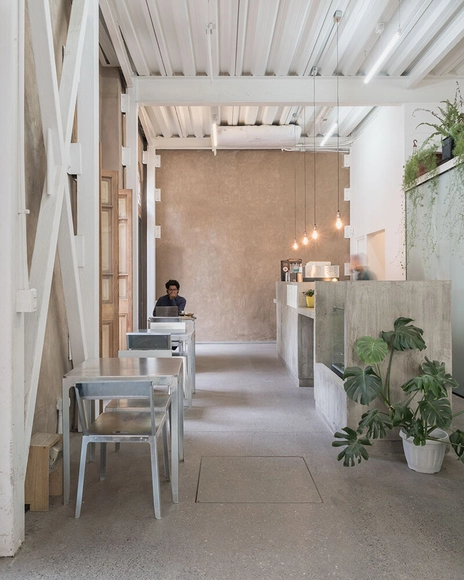 Oficina Bravo: A Guide to Coffee and Ice Cream Shops in Santiago de Chile - Featured Image