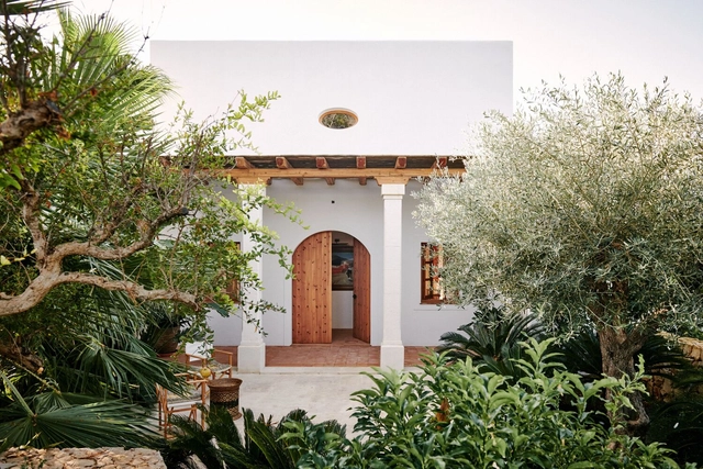 Casa Clot / Maria João Atelier - Fotografía exterior, Casas, Jardín, Puerta, Fachada, Arco