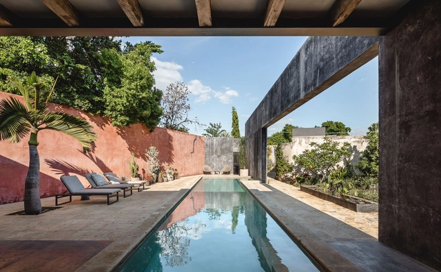 Casa el Tamarindo / Taller Estilo Arquitectura - Fotografía exterior, Casas, Jardín, Fijación Vigas, Fachada, Arco