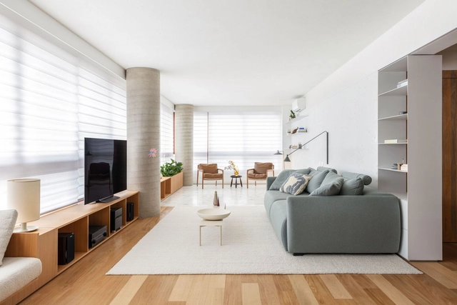 Apartamento Akyma / Estúdio BRA Arquitetura - Fotografia de Interiores, Apartamentos, Porta, Mesa