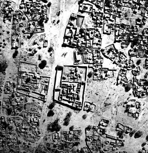 Os fractais no coração da arquitetura indígena africana - Imagem de Destaque