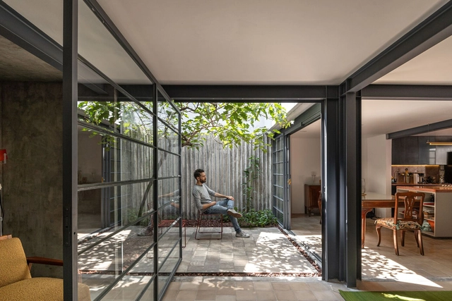 Casa y estudio Anaya / Vrtical - Fotografía interior, Casas, Fachada, Fijación Vigas, Sillas, Mesas