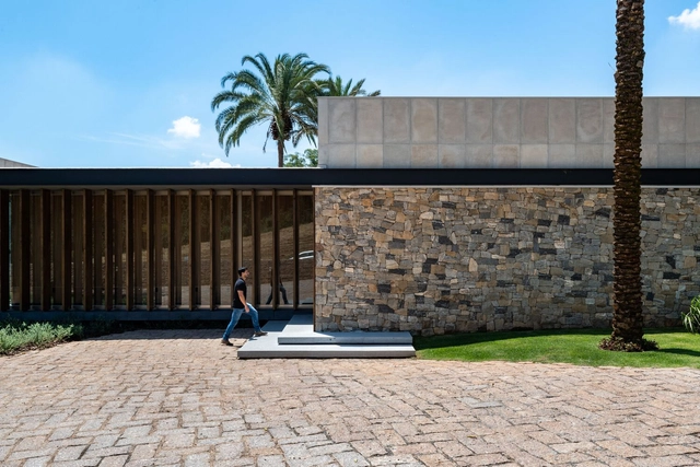 Casa La Dinda / Alexandre Chaguri Arquitetura - Exterior Photography, Houses, Garden, Facade