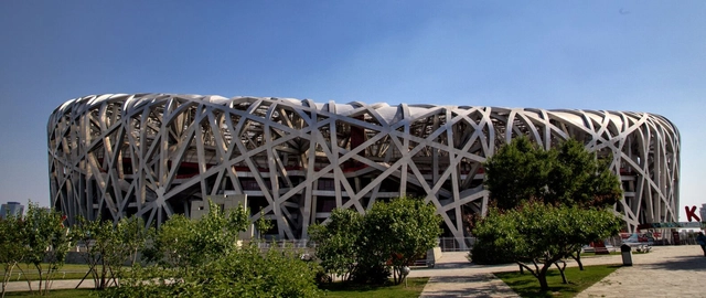 The Paradox of Sustainable Architecture: Durability and Transience - Featured Image