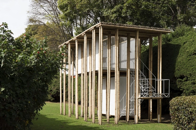 Urban Apiary / Palafito Arquitectura - Exterior Photography, Small Scale, Garden, Facade, Door