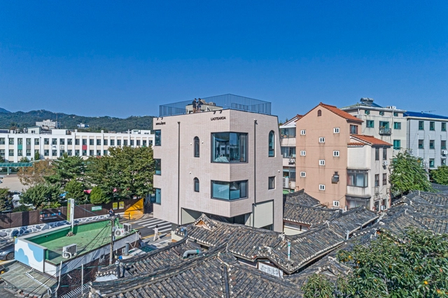 北村住宅 / Boundaries architects  - 建筑图, 适应性利用, 表皮, 城市