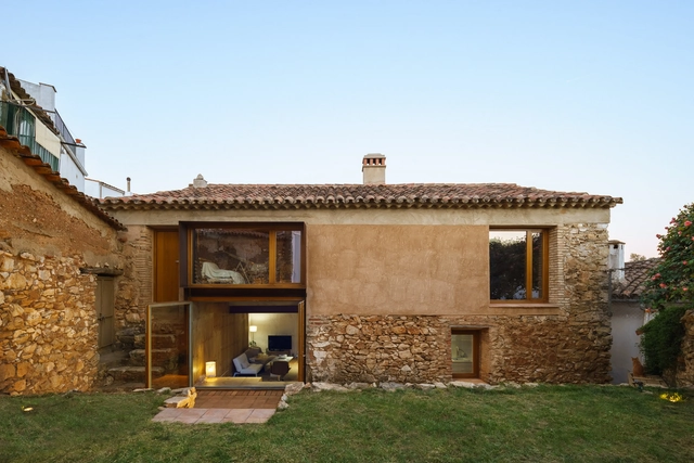 Casa-Estúdio / inN arquitectura - Fotografia de Exterior, Arquitetura De Escritórios, Jardim, Fachada, Porta