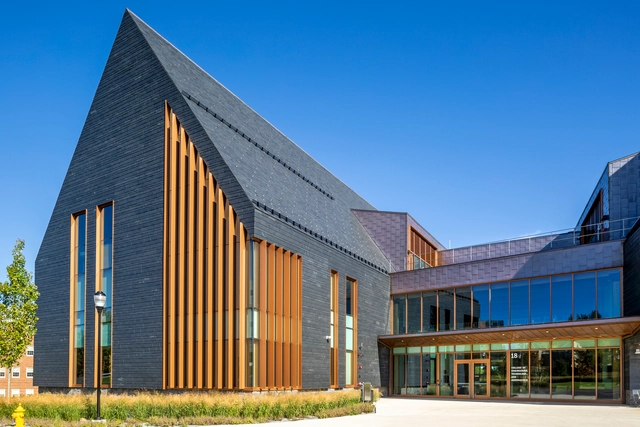 Natural Slate Rainscreen Cladding: Combining Geometric Layouts and Efficient Design - Featured Image