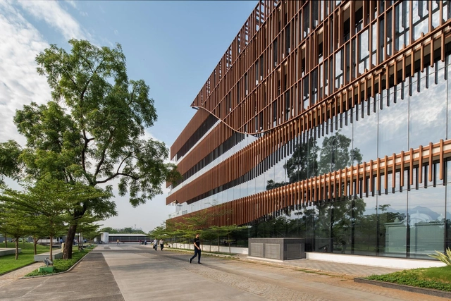 Centro de experiencias Polycab / FHD India - Fotografía exterior, Sustentabilidad, Fachada