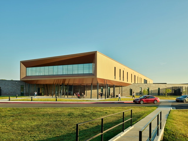 England Elementary School / modus studio - Exterior Photography, Elementary & Middle School, Fence, Facade