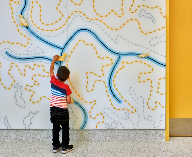 Neuroarquitetura e "wayfinding" inclusivo: novos caminhos para mentes diversas - Imagem de Destaque