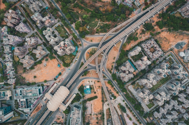 El poder transformador de la urbanización: crecimiento y planificación urbana en Delhi, India - Imagen Principal