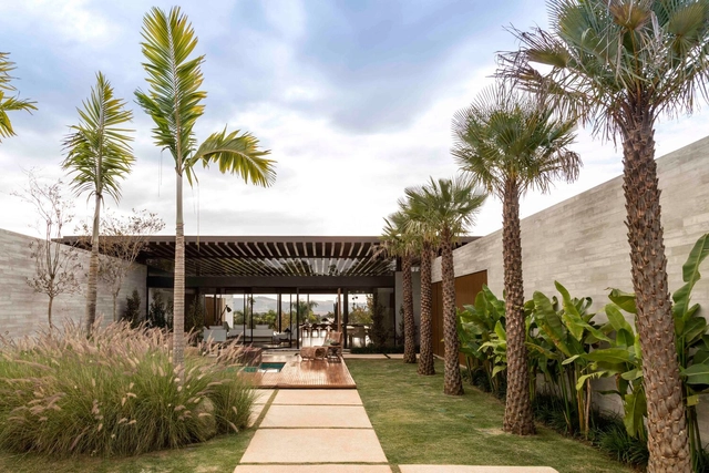 Residência JR / Padovani Arquitetos - Fotografia de Exterior, Casas, Jardim, Fachada