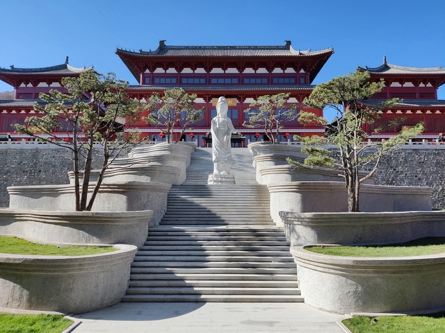 祖山济心寺·木佛博物馆 / 建筑营设计工作室 - 建筑图, 展陈建筑, 花园, 表皮, 楼梯, 灯