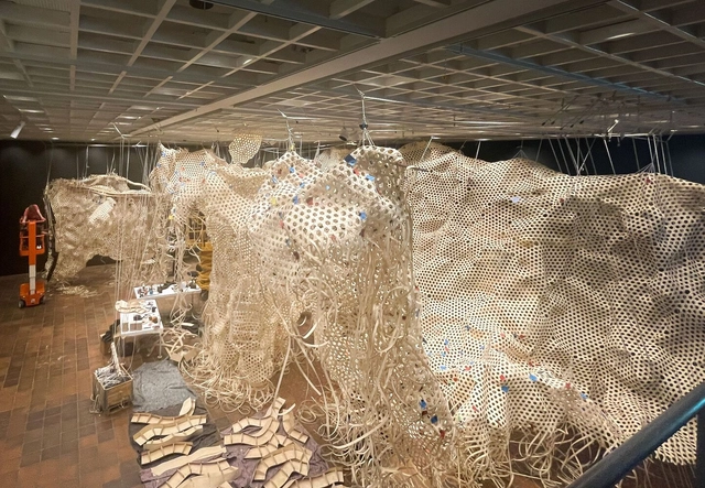 Escritório queniano Cave_bureau é destaque no Museu de Arte Moderna da Louisiana - Imagem de Destaque