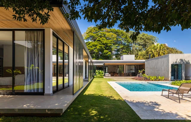 Casa Malota / Aresto Arquitetura - Fotografia de Exterior, Casas, Jardim, Fachada, Porta