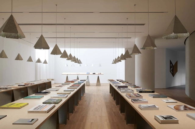 Juanzong Books and Eureka! Touring Library at Aranya / genarchitects - Interior Photography, Cultural Interiors, Kitchen, Table, Chair