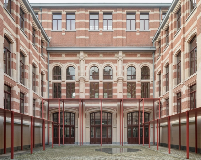 Tribunal Histórico da Antuérpia / HUB - Fotografia de Interiores, Renovação, Fachada