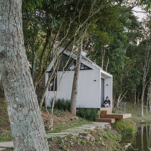 Refuge in the Valley / Zanesco Arquitetura - Exterior Photography, Houses, Forest