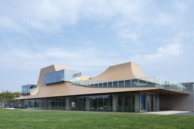 Community Center of Fragrant Lake / line+ studio - Exterior Photography, Community Center, Facade