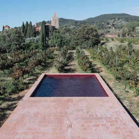 Irrigation Reservoir Bassa D.O. Alella / Pineda Monedero - Exterior Photography, Detail, Garden