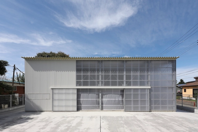 Casa-Almacén en Isumi / Arii Irie Architects - Fotografía exterior, Casas, Fachada, Puerta