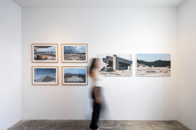 LIGA, Espacio para arquitectura presenta un registro fotográfico del Heroico Colegio Militar diseñado por Agustín Hernández - Imagen Principal