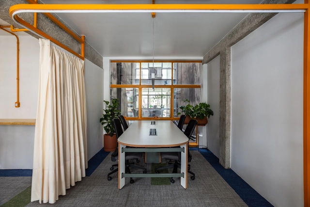 Escritório Cobogó Relações Públicas / SuperLimão - Fotografia de Interiores, Edifícios De Escritórios, Mesa