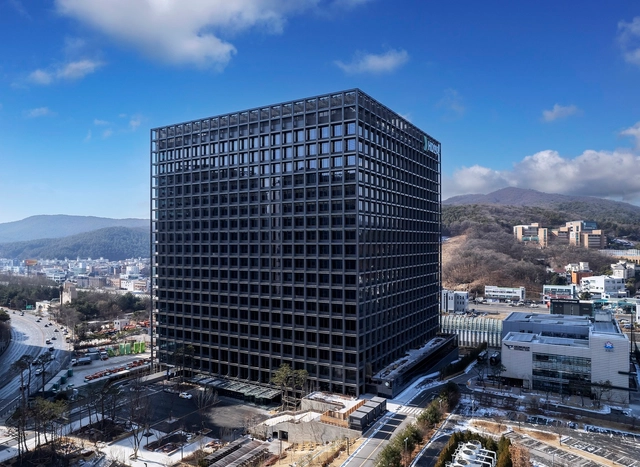 HD 现代全球研发中心 / 日建設計 +熙林建築 - 建筑图, 办公设施, 表皮, 城市