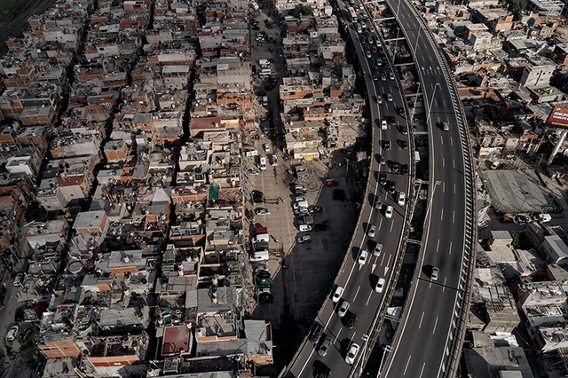 "Construcción / Villa 31",  exhibición de Cristóbal Palma en GALLO - Imagen Principal