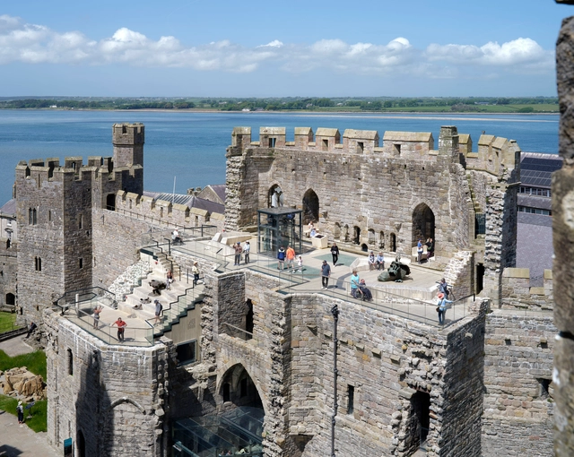 King’s Gate Caernarfon Castle / Buttress - Exterior Photography, Restoration, Arch, Facade, Coast