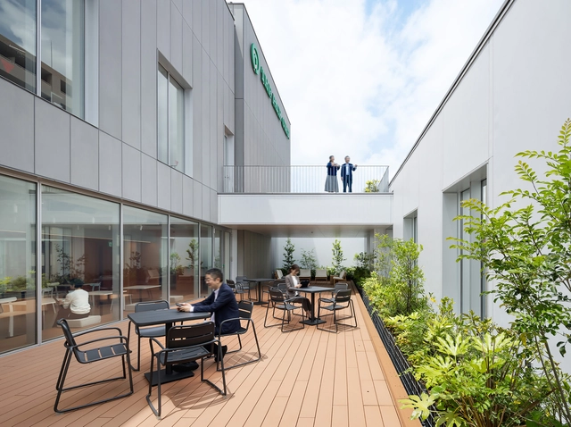 The Pack Corporation Headquarters / Takenaka Corporation - Exterior Photography, Office Buildings, Patio, Facade, Balcony, Table, Chair