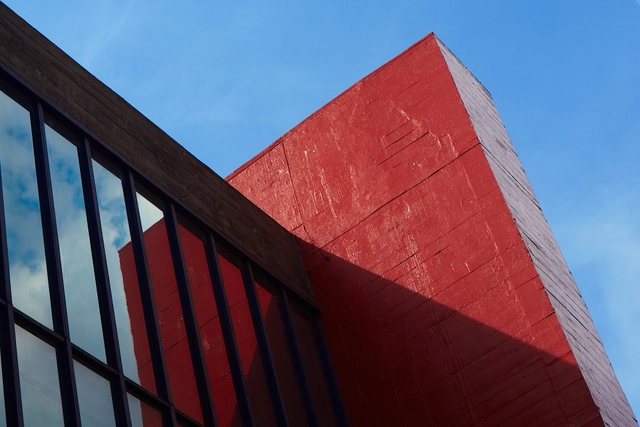 O vermelho de Lina - Imagem de Destaque