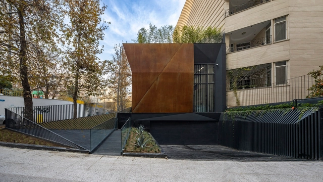 Karafarin Bank / NextOffice - Exterior Photography, Bank, Facade, Handrail, Stairs
