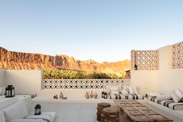 Oasis View Vacation Rentals / Elie Metni Architects - Exterior Photography, Interior Design, Facade, Balcony, Table