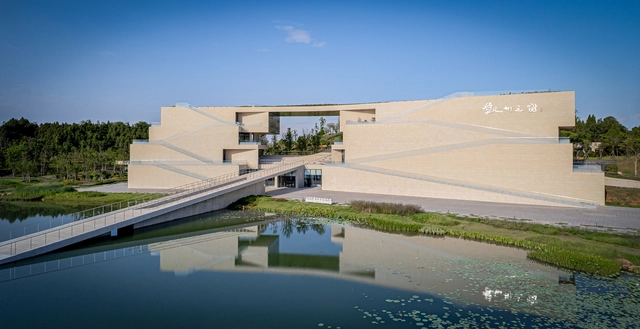 凯州之窗 / BIAD · 朱小地工作室 - 建筑图, 展览中心, 表皮