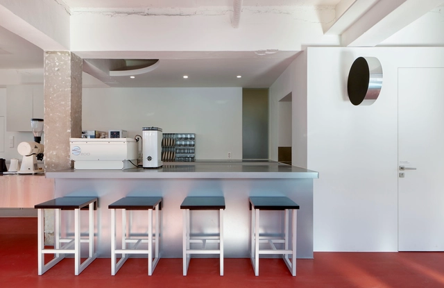 CourtSide Café / TCTC - Interior Photography, Coffee Shop Interiors, Kitchen, Table, Chair