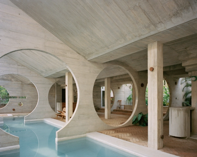 美学与功能交织，TO 住宅 / Ludwig Godefroy Architecture - 室内图, 酒店, 表皮, 拱, 柱