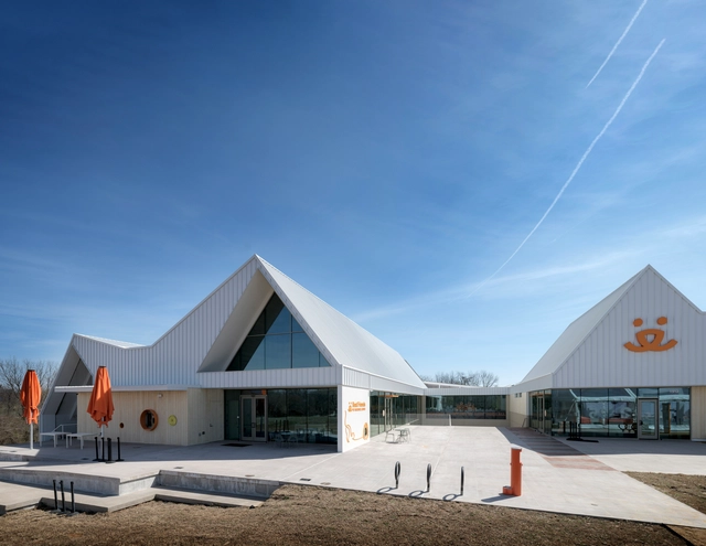 Pet Resource Center / RA-DA - Exterior Photography, Animal Shelter, Facade