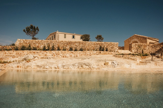 Hotel Son Blanc / Atelier du Pont - Fotografía exterior, Interiores De Hoteles, Fachada, Arco, Costa