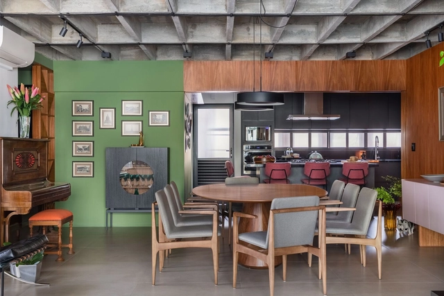 Itamarati 91 / Adriana Bersou - Interior Photography, Apartment Interiors, Kitchen, Beam, Table, Chair