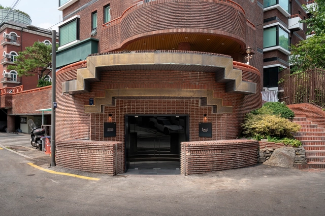 Imok 烟熏餐厅 / Project Mark - 建筑图, 餐厅, 表皮, 楼梯, 门, 拱