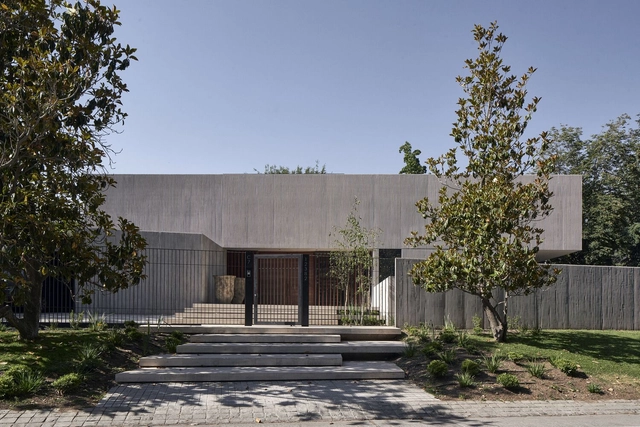 El Rincón House / Juan Carlos Sabbagh Arquitectos - Exterior Photography, Houses, Garden, Facade, Door