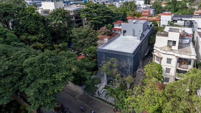 ICP 布鲁顿中心 / Mathew and Ghosh Architects - 建筑图, 商业建筑, 表皮, 城市