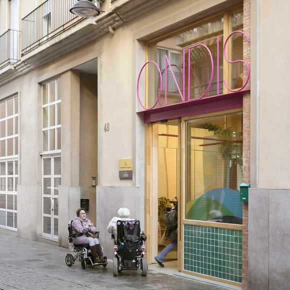 ONDIS, Non-Discrimination and Anti-Crime Office / 7a+i - Interior Photography, Offices, Facade, Door