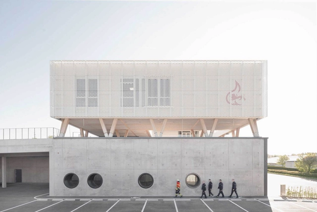 Fire Station in Straubenhardt / wulf architekten - Fire Station, Facade