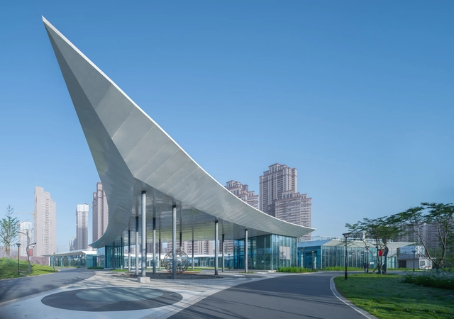 Centro de Investigación de Wuhan Sponge Park + Centro de Visitantes / UAO Design - Fotografía exterior, Centro De Visitantes, Fachada