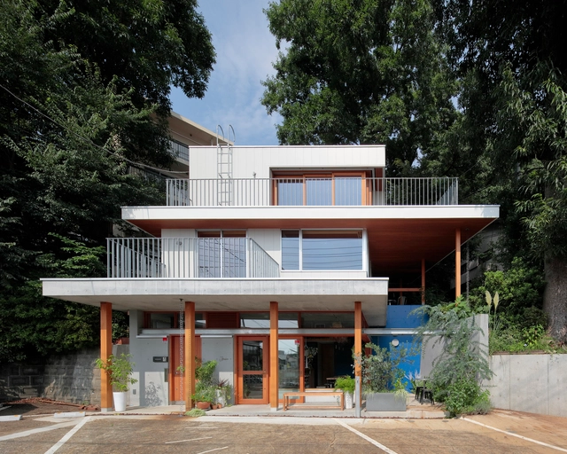 TAKAASHIROU House and Pastry Shop / Meguro Architecture Laboratory - Exterior Photography, Houses, Door, Facade