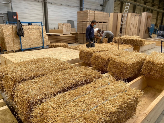 How to Use Alternative Products and Materials to Reduce a Project’s Carbon Footprint - Featured Image