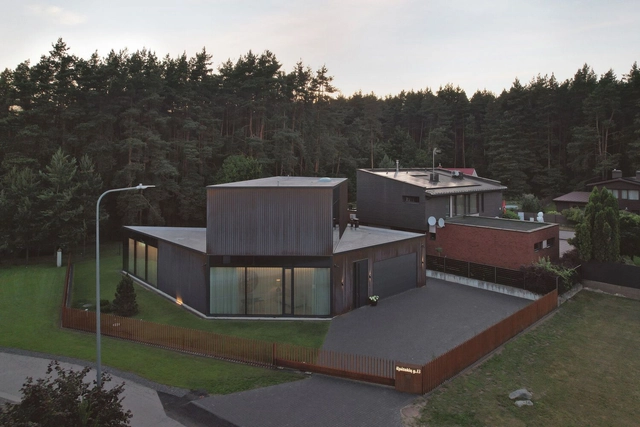 House in Vilnius / Architectural Bureau G.Natkevicius & Partners - Exterior Photography, Residential, Garden, Facade